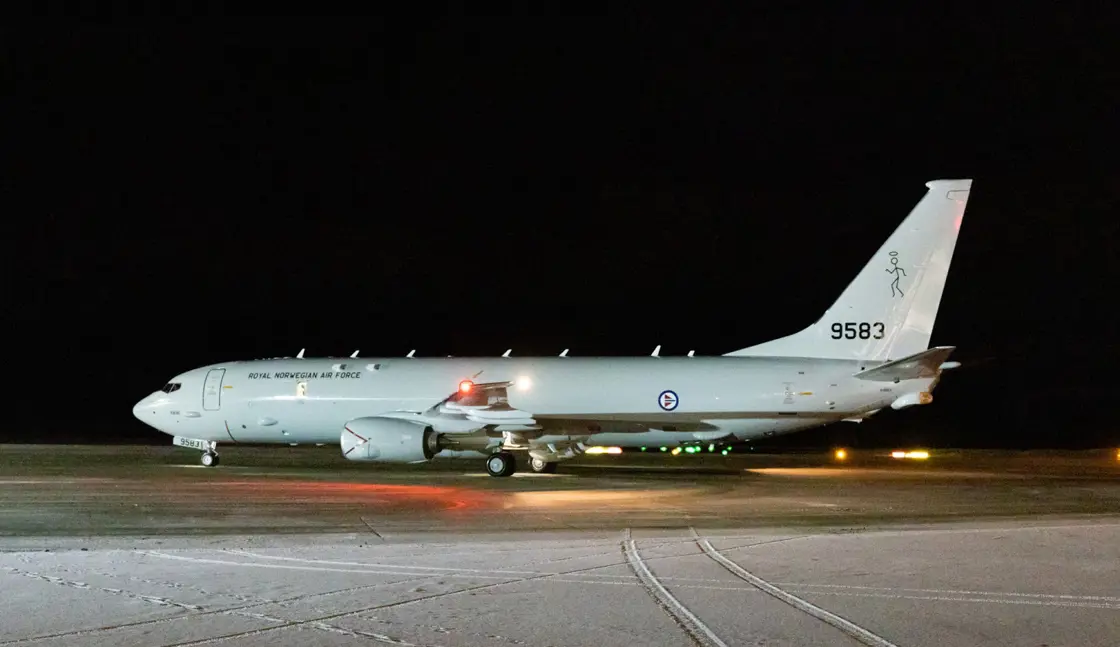 "Viking", det første norske P-8 Poseidon-flyet, ved ankomst til Norge